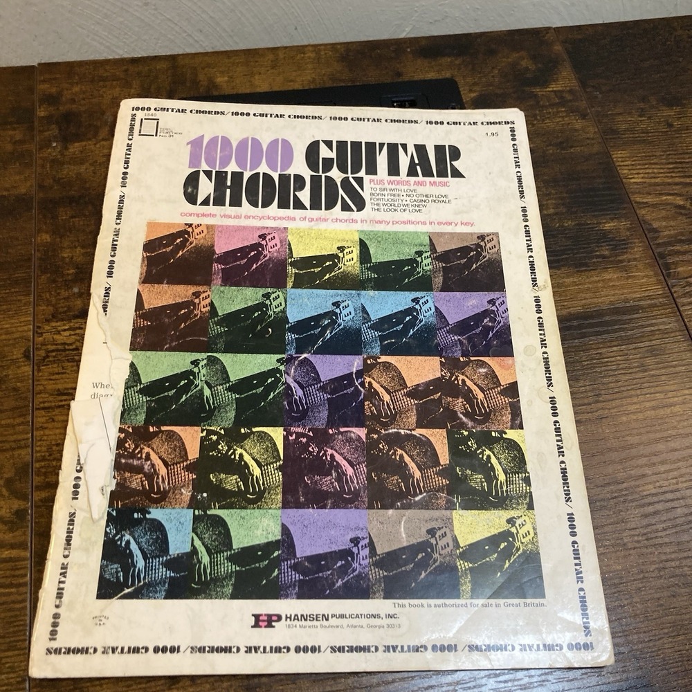 1000 Guitar‎ Chords Plus Words and Music Hansen Publications 1967 Vtg Songbook